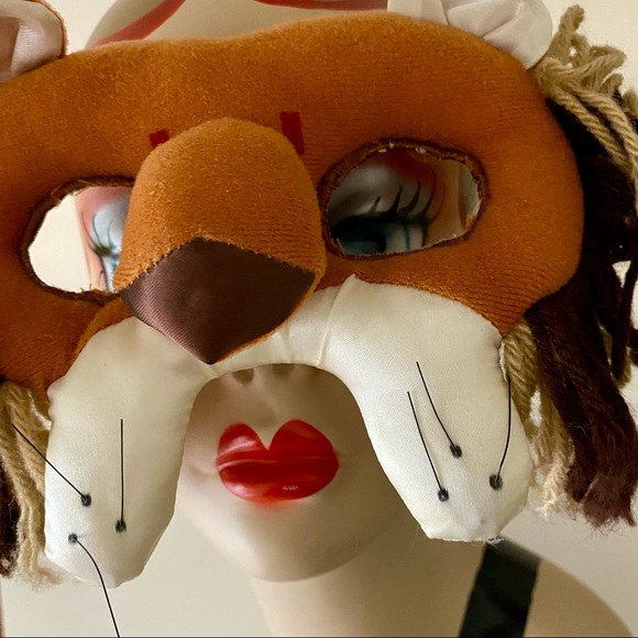 Vintage handmade child’s lion mask Halloween cute - Picture 4 of 5